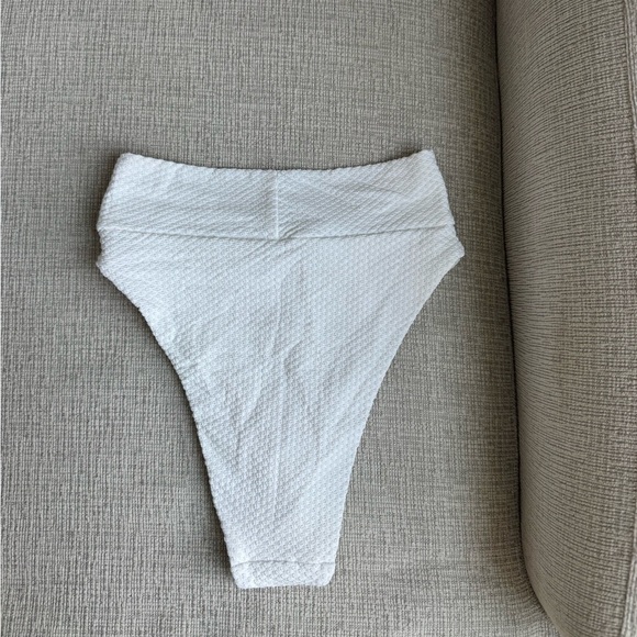 Aerie White Textured Bikini Bottom - Picture 4 of 4